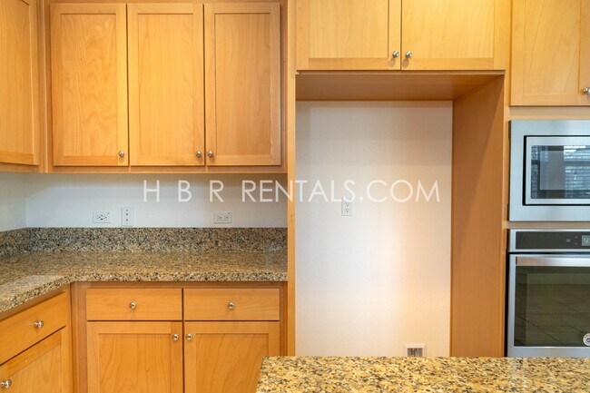 Building Photo - Charming 3-Bedroom Retreat on Barker Street with Spacious Living in Mountain House!