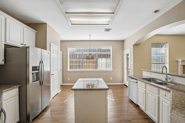 Building Photo - 15415 Truslow Point Ln
