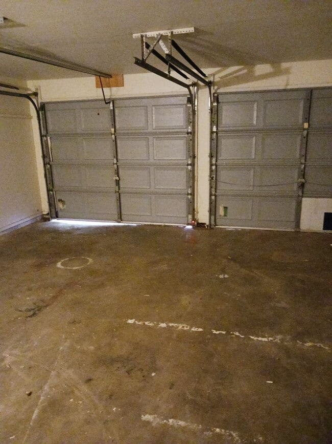 Building Photo - 282 Mockingbird Ln