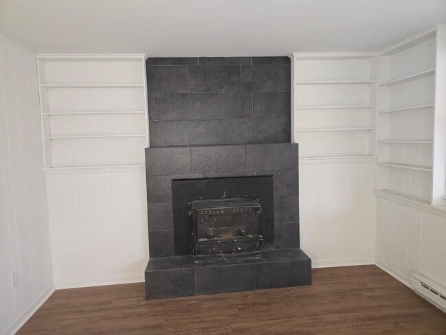 Building Photo - 51 Glenerie Ln