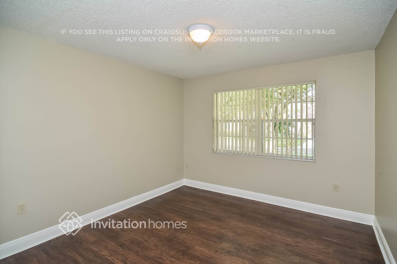 Building Photo - 14655 SW 139th Ct