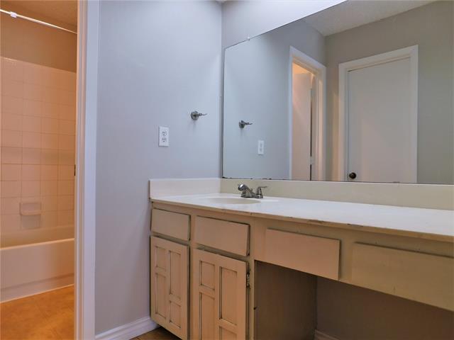 Building Photo - 219 Wildfire Dr