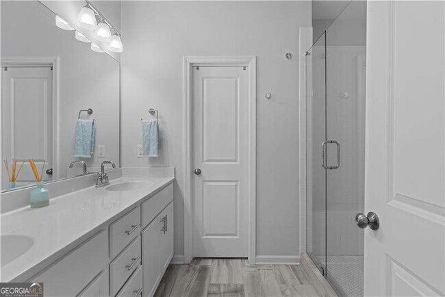 Building Photo - 4391 Gillon Cir SE