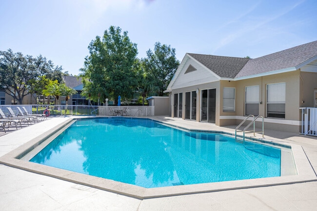 Building Photo - 138 Pebble Shores Dr