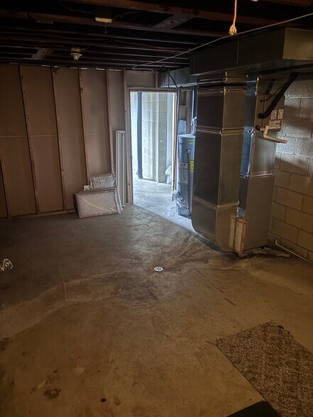 Building Photo - 2617 Peach Ln