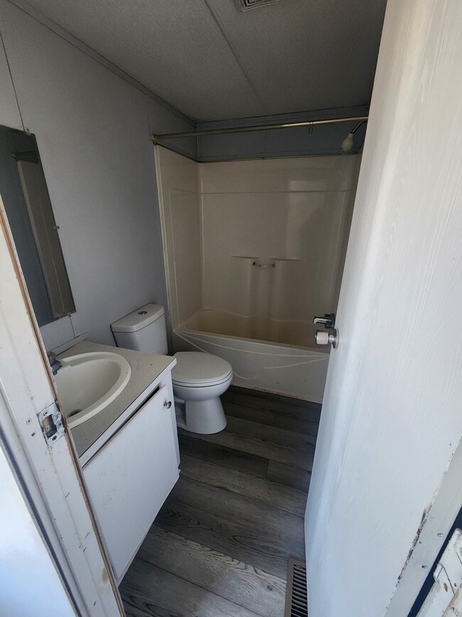 Building Photo - Conway Park