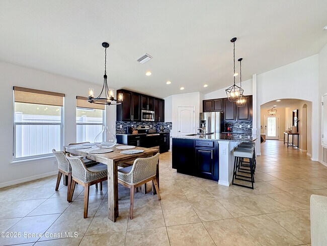 Building Photo - 12033 Grand Kempston Dr