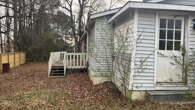 Building Photo - 312 Earnie Ln