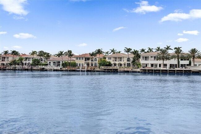Building Photo - 1600 S Ocean Dr