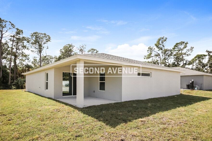 Building Photo - 18404 Moonshadow Ave.