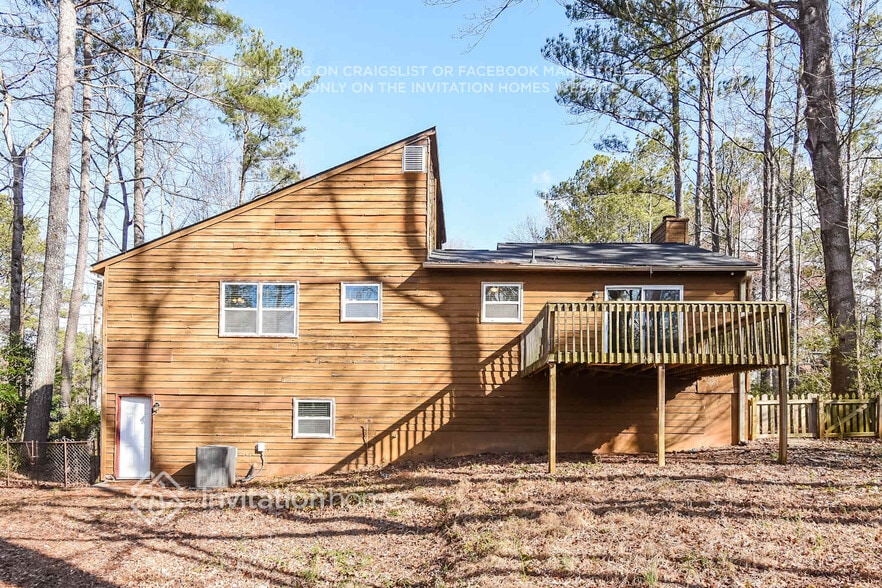 Building Photo - 1715 Hickory Grove Trail NW