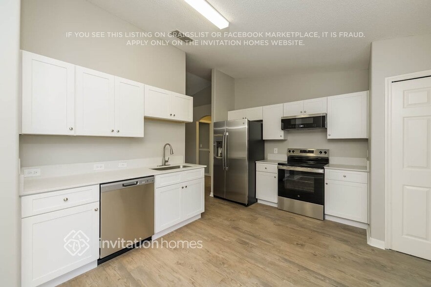 Building Photo - 4240 Climbing Aster Ct