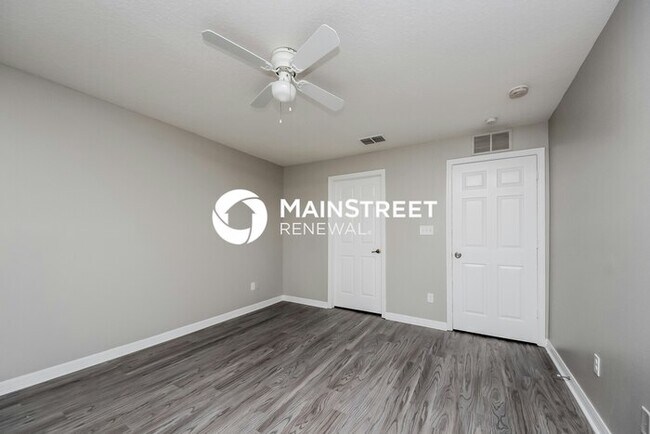 Building Photo - 3 Bedroom Pet-Friendly Home in Ocoee, FL with Main Street Renewal