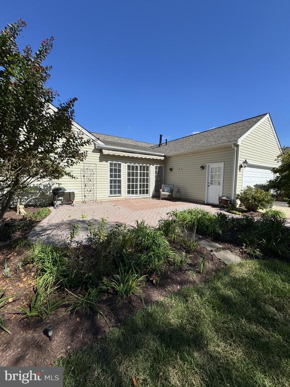 Building Photo - 7482 Jeffreys Way