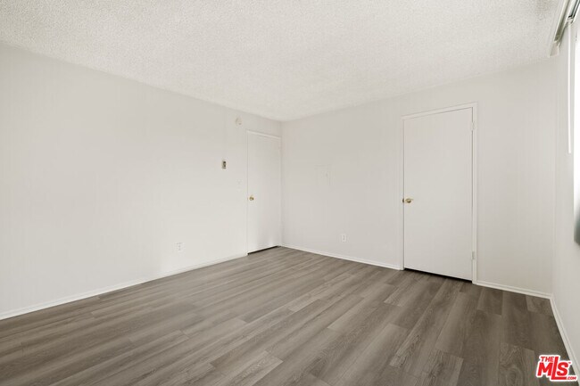 Building Photo - 1457 Butler Ave