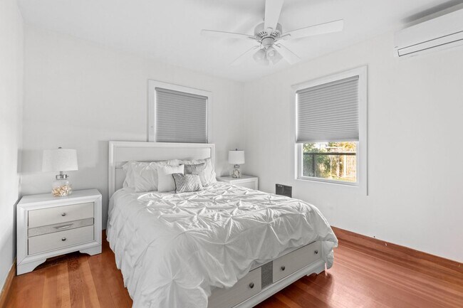 Building Photo - 38 Homesite Ave