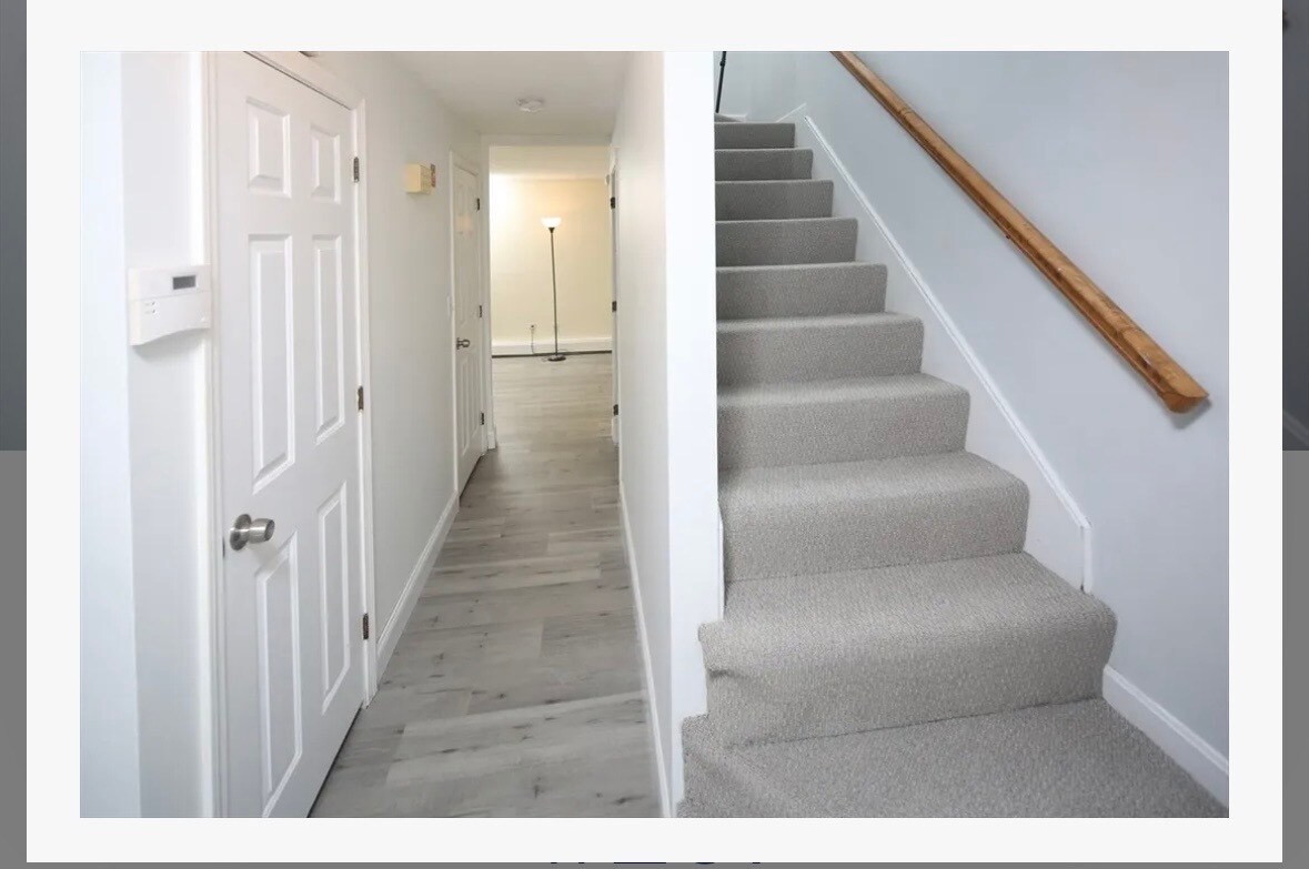 Building Photo - 261 Twin Lakes Dr