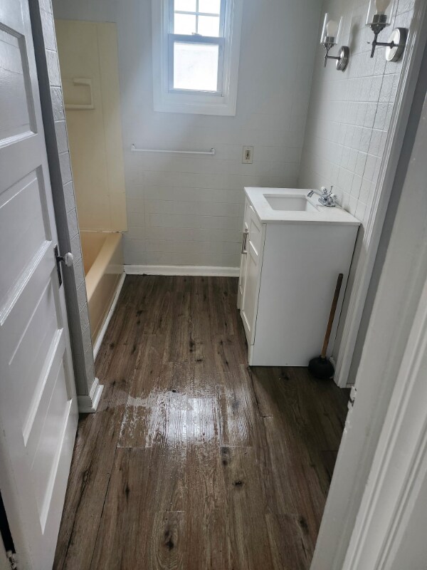 Building Photo - 100 Winter St