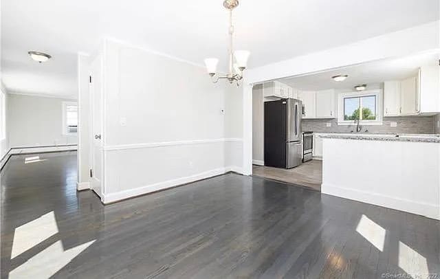 Building Photo - 22 Fern St