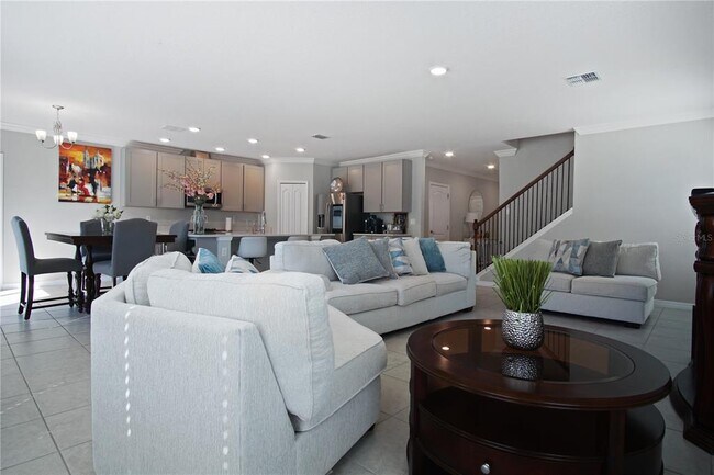 Building Photo - 1171 Oak Bluff Dr