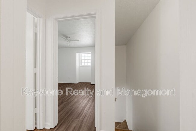 Building Photo - 1375 Thompsonville Ln