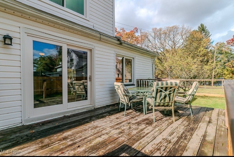 Building Photo - 270 W Glendale St