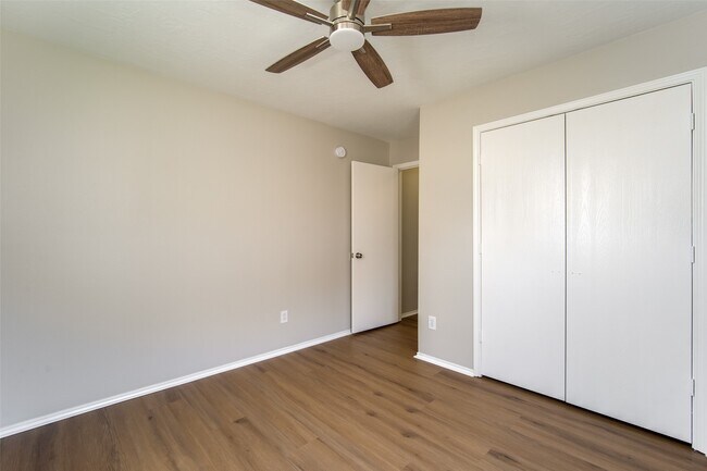 Building Photo - 7706 Eldergrove Ln