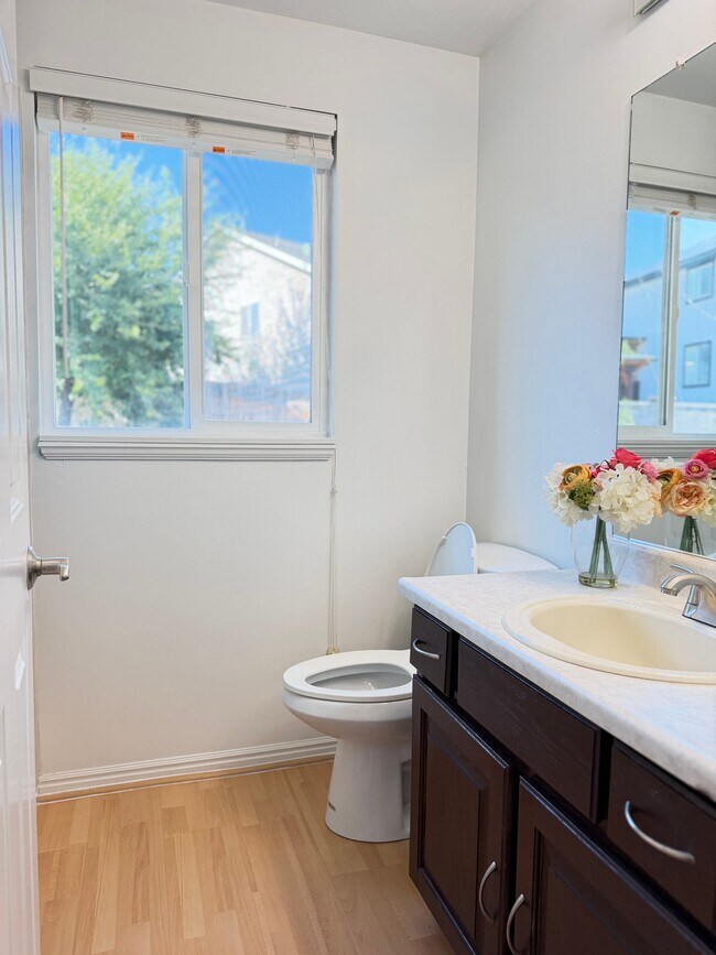Building Photo - 4624 Quiet Cir