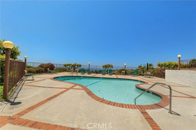 Building Photo - 25 Ocean Crest Ct