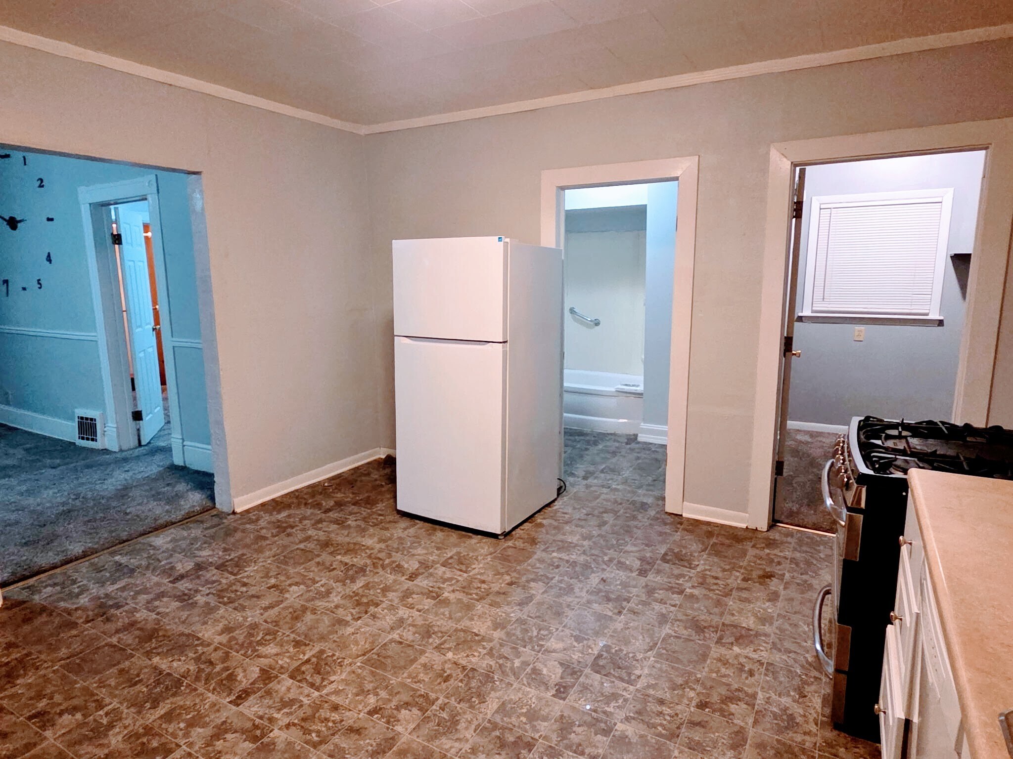 Building Photo - 1340 Chatham St