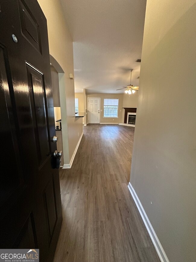 Building Photo - 104 St Helena Ct