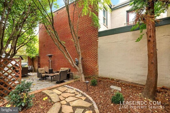 Building Photo - 1000 N Street NW-