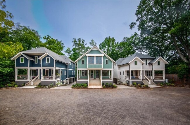 Building Photo - 188 La France Walk