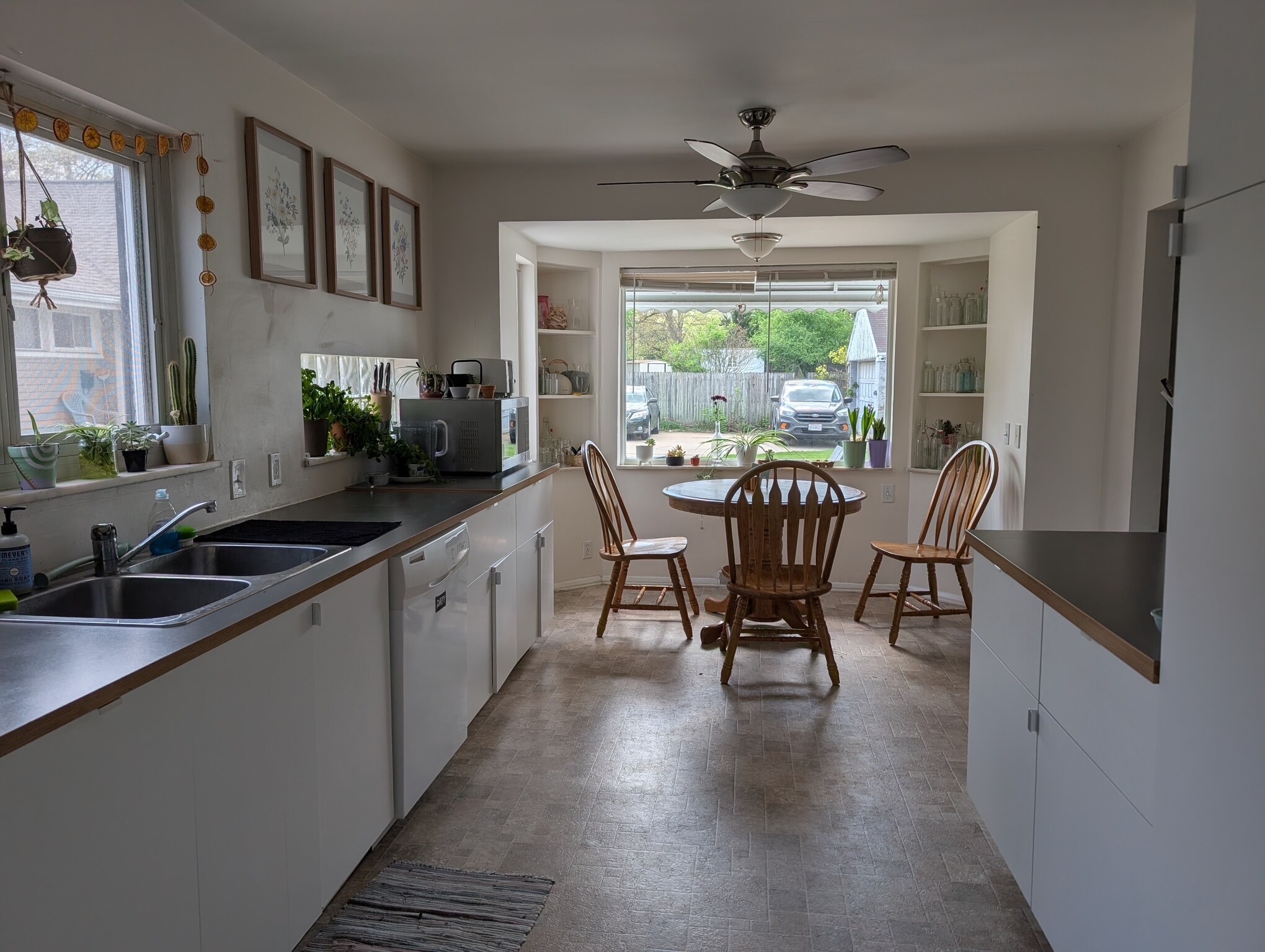 Building Photo - 2025 Bretton Pl