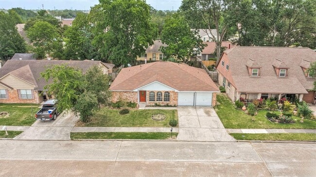 Building Photo - 3247 Bolton Gardens Dr