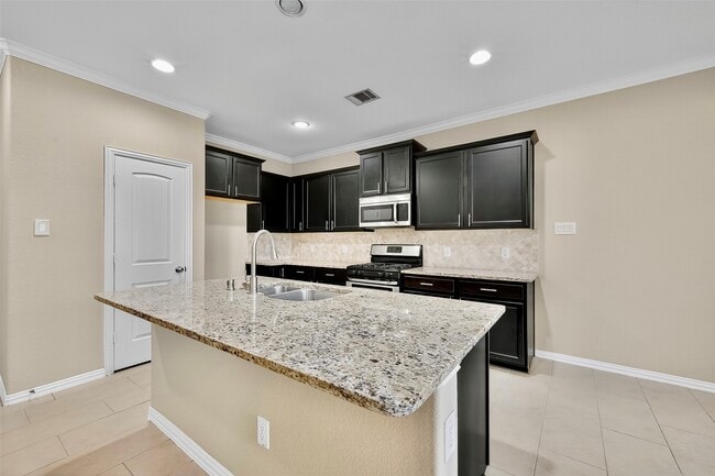 Building Photo - 3515 Big Hickory Ct