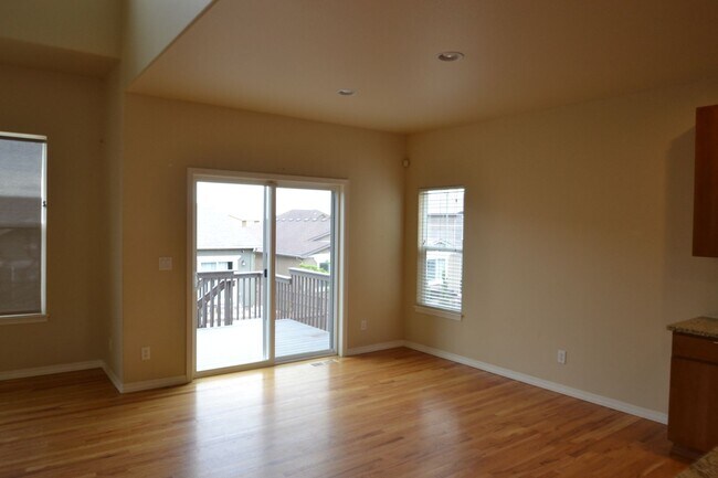 Building Photo - 5079 Farris Creek Ct