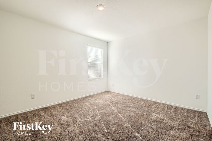 Building Photo - 5196 Fowler Crst