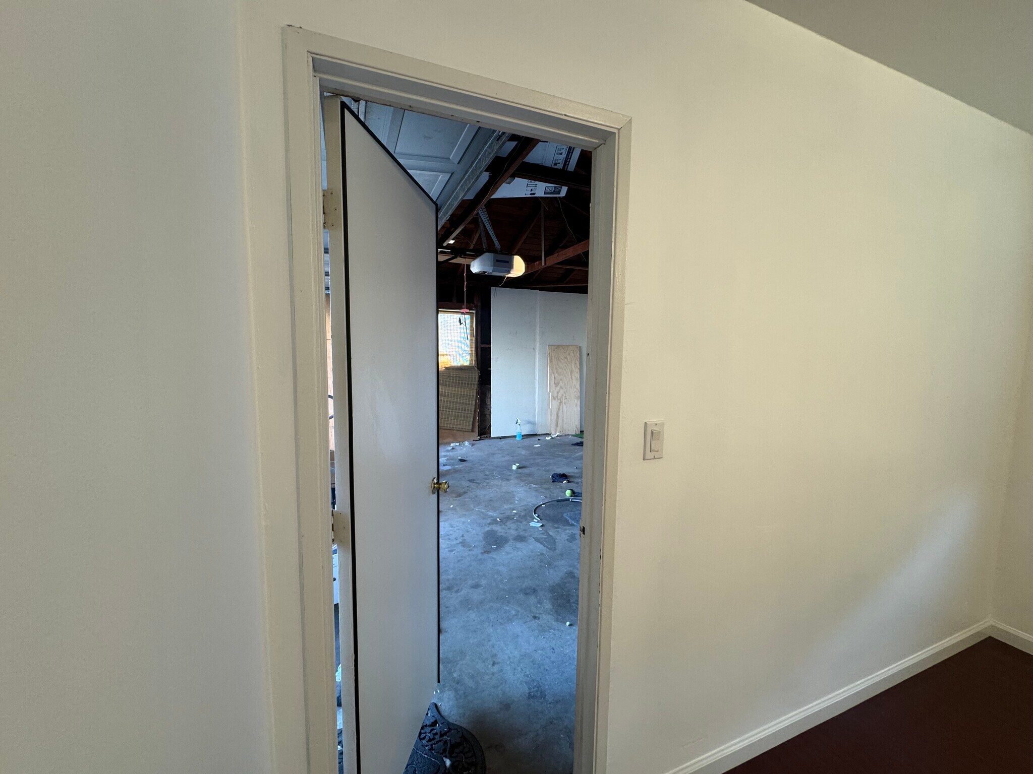 Building Photo - 9625 Adoree St