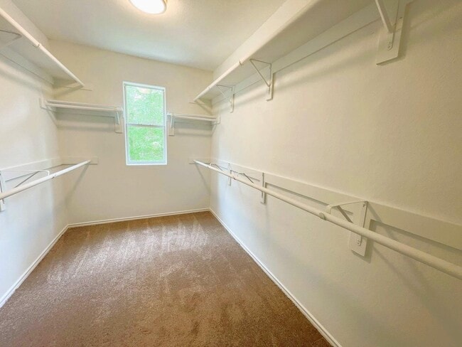 Building Photo - 436 Mystic Glen Loop