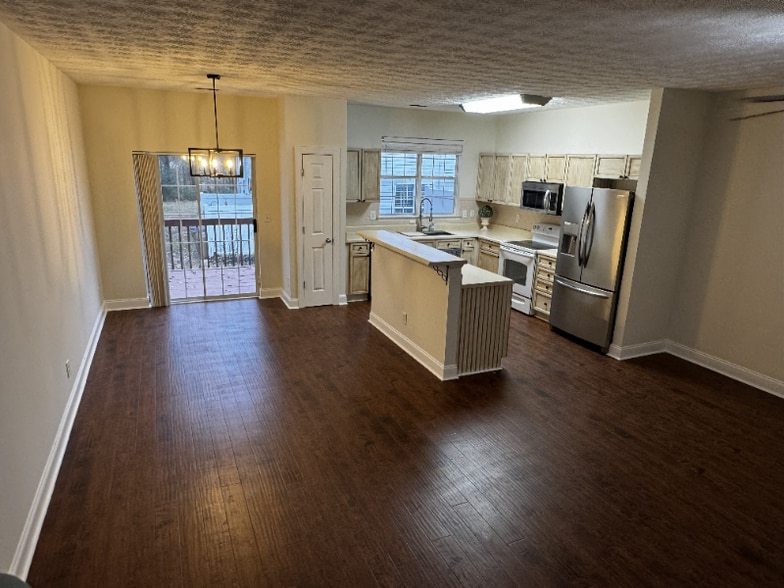 Building Photo - 4865 Beacon Ridge Ln