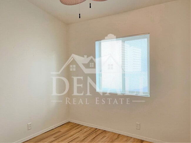 Building Photo - 5093 W Whitten St