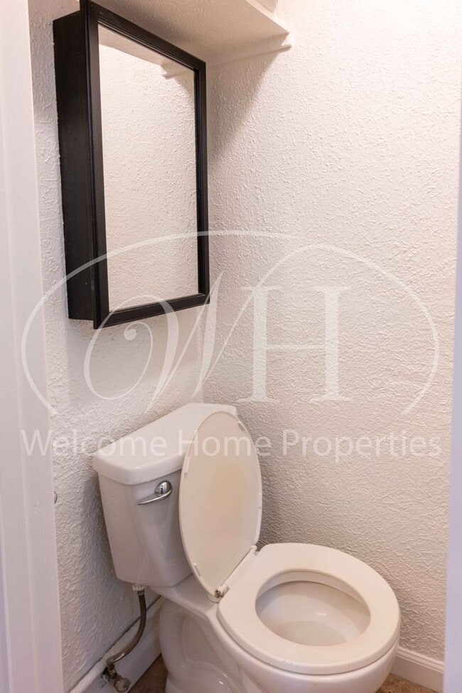 Building Photo - 518 SE 12th St