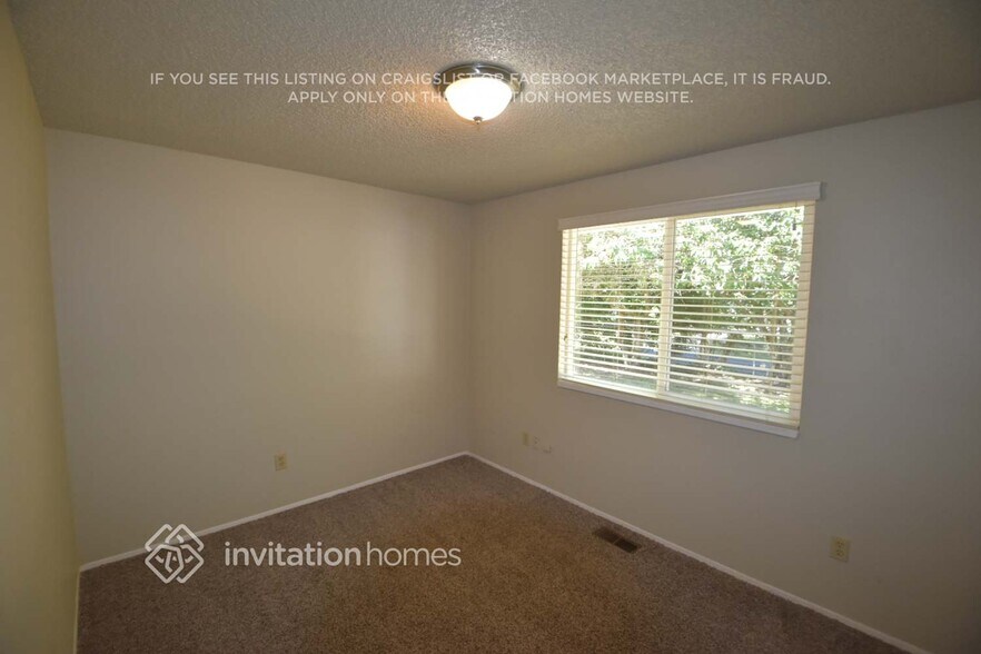 Building Photo - 11821 150th St Ct E