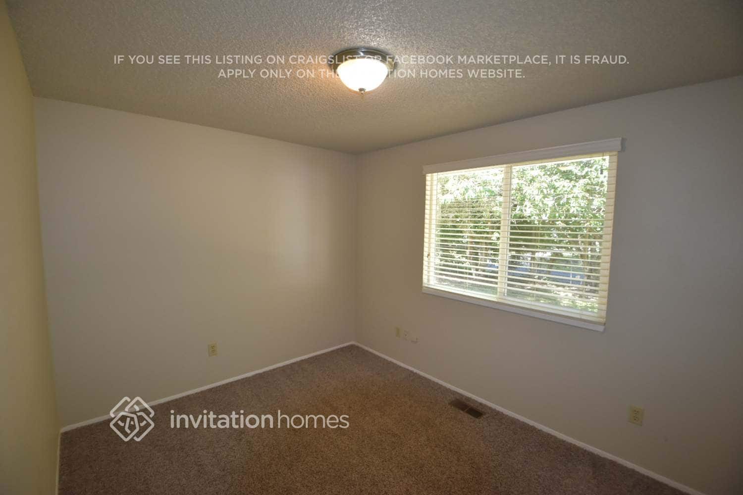 Building Photo - 11821 150th St Ct E