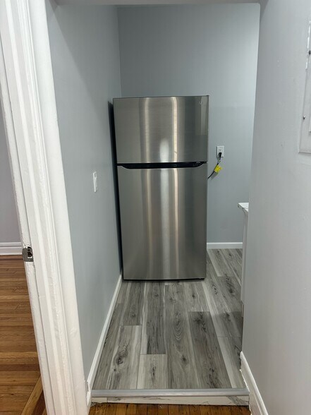 Building Photo - 429 Fairmount Ave