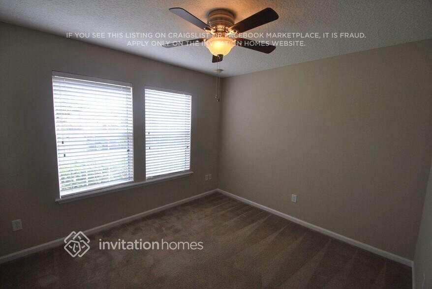 Building Photo - 4754 Creek Bluff Ln