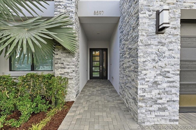 Building Photo - 8597 Crystal Downs Ave