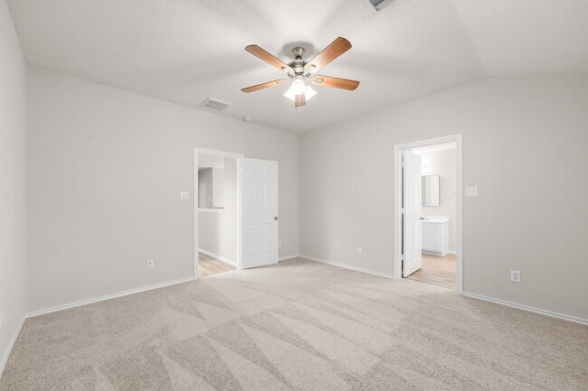 Building Photo - 211 N Burberry Park Cir