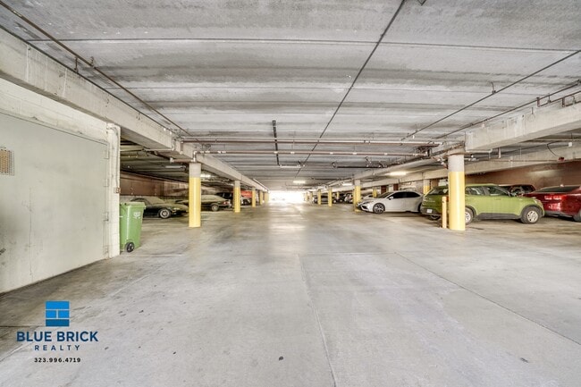 Building Photo - 5121 Klump Ave